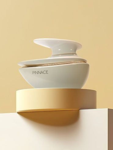French Avenue Pinnace (Women) — alternate view